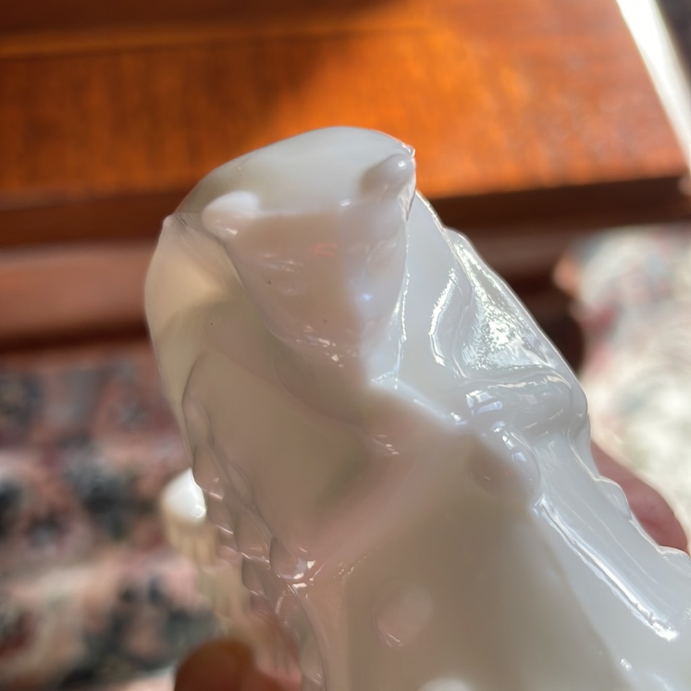 Fenton hobnail milk glass cat head slipper. - Picture 7 of 9